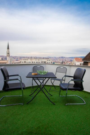 ORA-PRN,cosy apartment in the city center